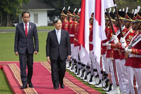 Japan’s emperor meets with Indonesian president on his first official foreign trip as monarch